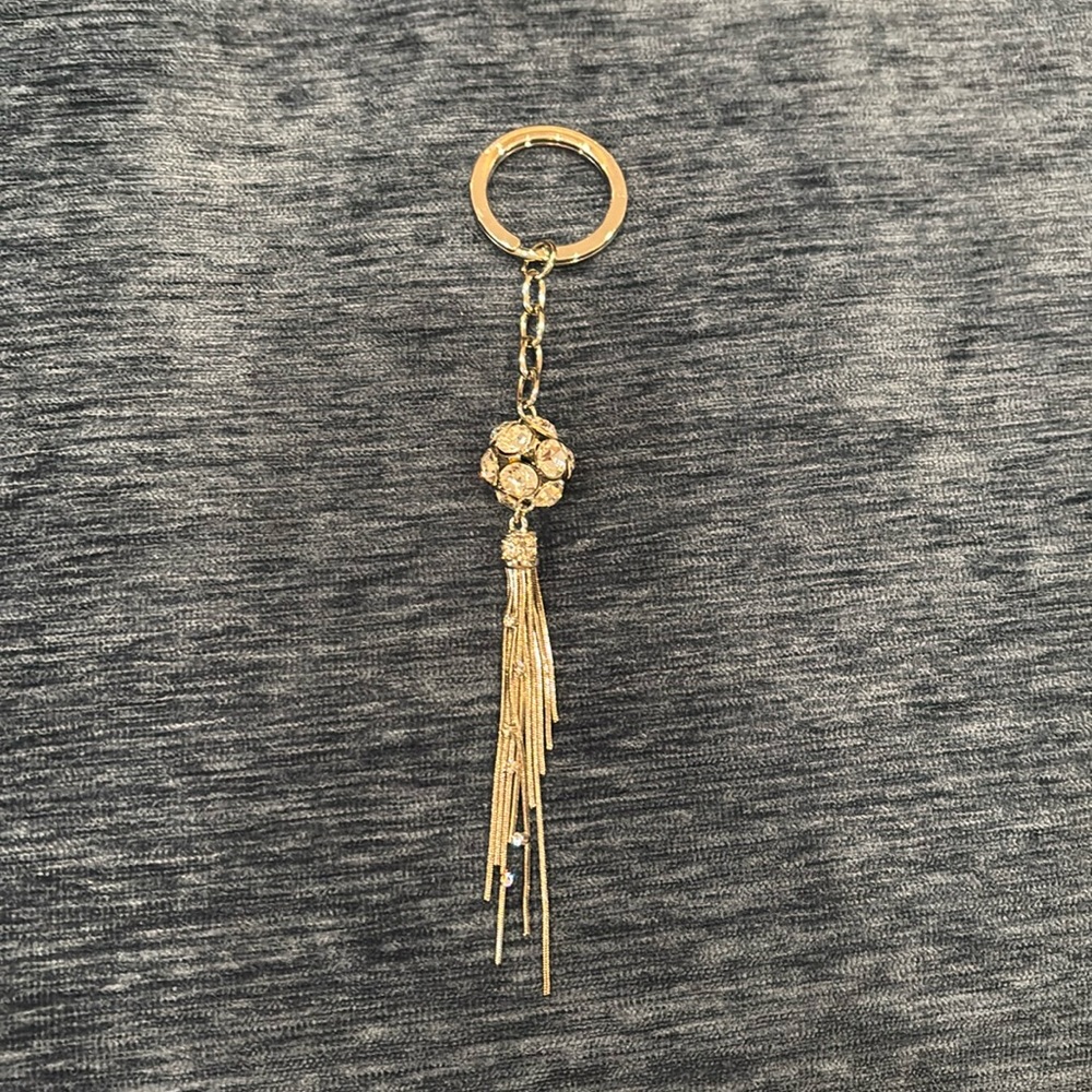 Silver Keychain w/rhinestones